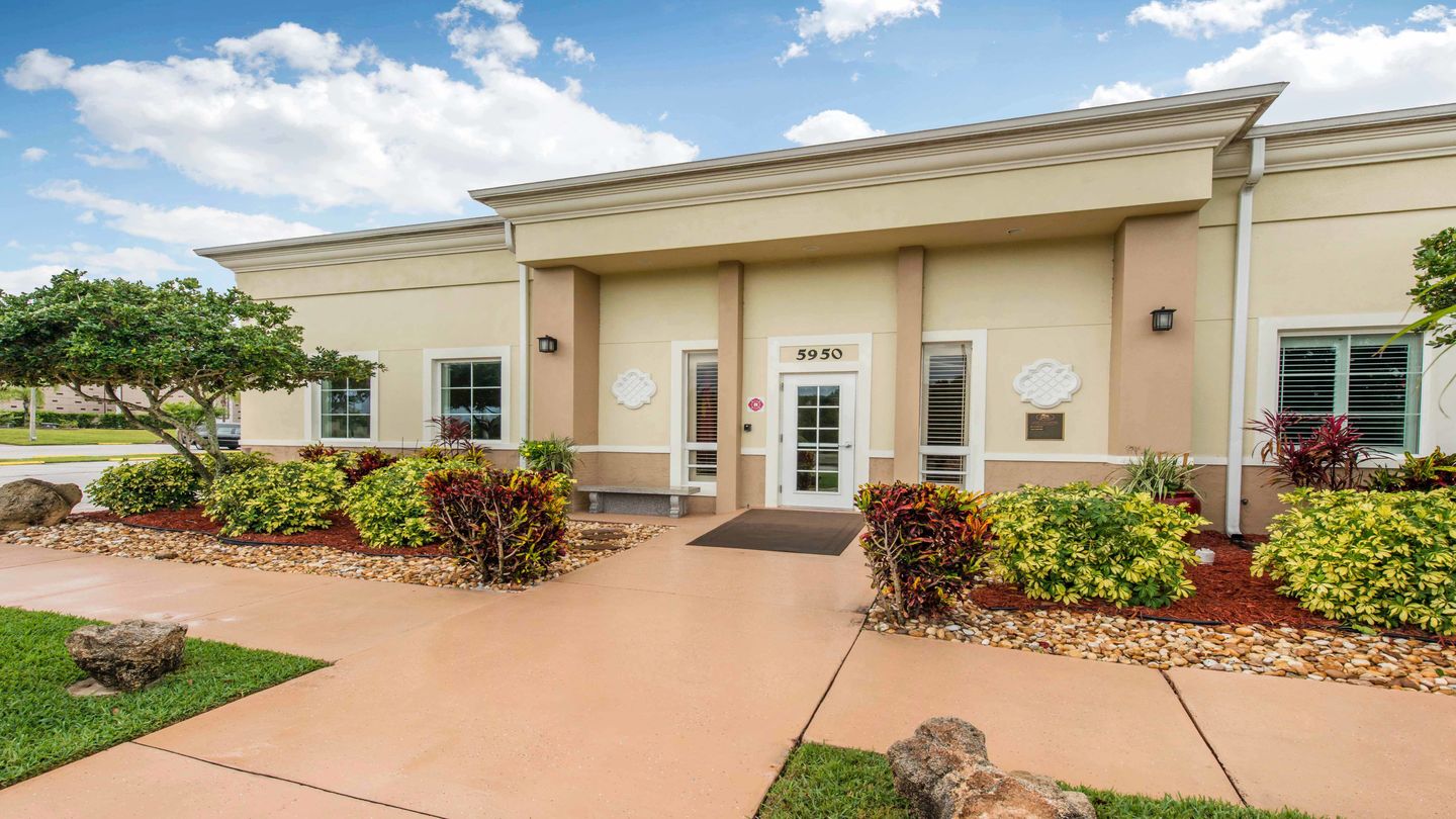 floridamemorialfuneralhome Funeral, Cremation & Cemetery